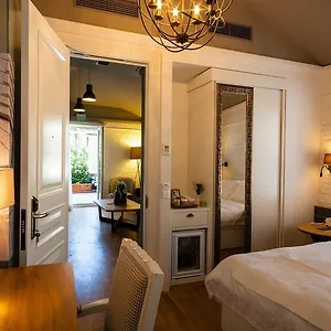 Hotel Pino Istanbul
